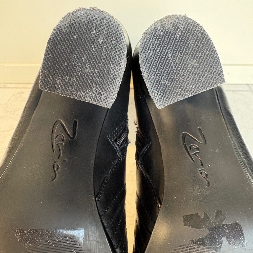 Zerion Genuine Leather Black Heeled Boots - Size 8 - Picture 11 of 16